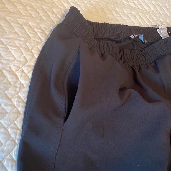 Zara Pants - Picture 7 of 8